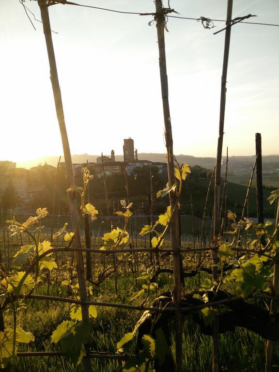 Casa Vacanze Bellovello Barbaresco Exterior foto